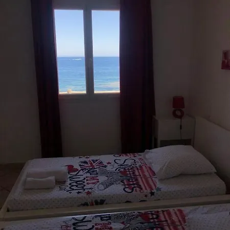 De Reve Sur La Pieds Dans L'eau, Privee, Piscine, Jacuzzi, Heliport