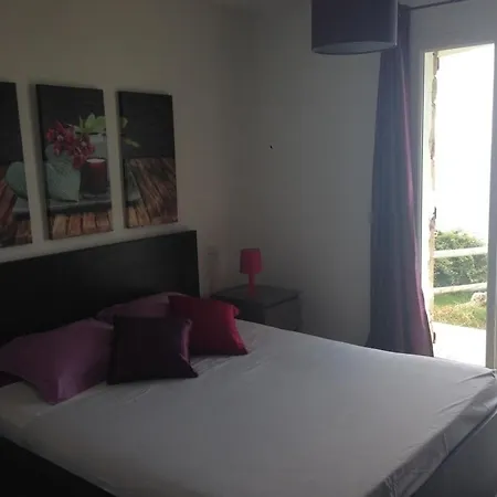 Vila De Reve Sur La Pieds Dans L'eau, Privee, Piscine, Jacuzzi, Heliport *